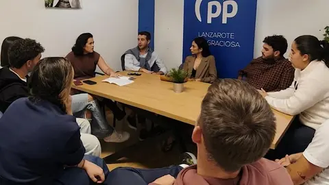 Imagen de un encuentro de las Nuevas Generaciones del PP en Lanzarote.