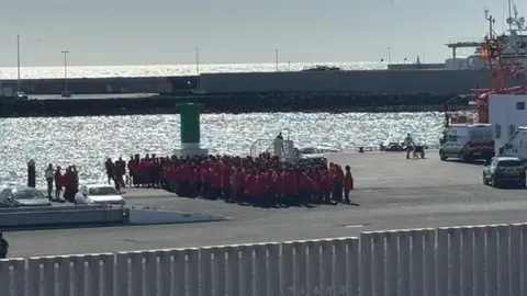 Imagen de archivo de la llegada de otro grupo de inmigrantes a Puerto Naos.