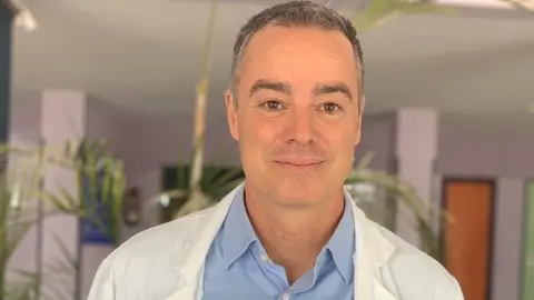 Pablo Eguía en el Hospital Doctor José Molina Orosa.