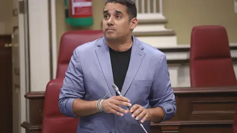 Yoné Caraballo en una intervención parlamentaria.
