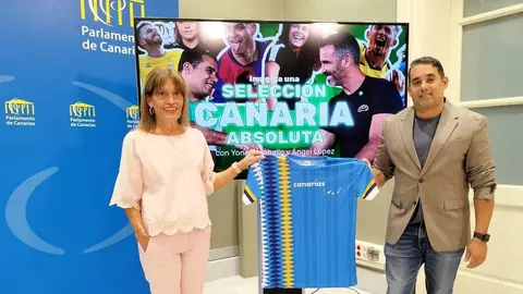 13 octubre 2025 2 rueda de prensa Reactivar selección canaria de fútbol
