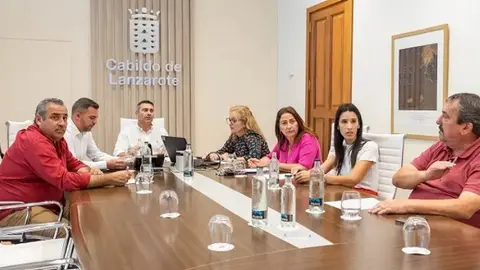 Imagen de archivo de un encuentro del Consejo de Gobierno del Cabildo de Lanzarote. 