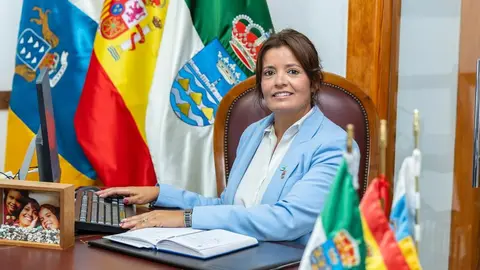 Olivia Duque en el despacho de Alcaldía