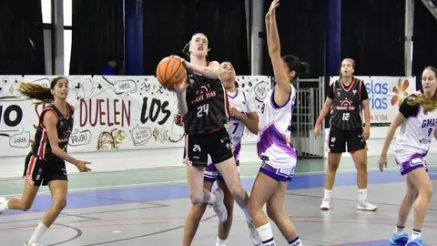 Una de las jugadas del encuentro