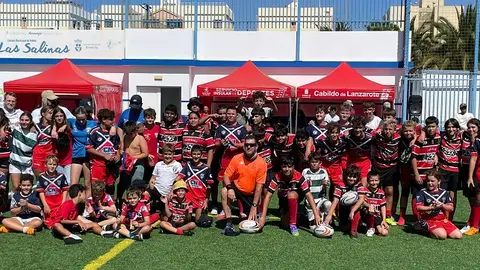 Imagen de los participantes en el bonito encuentro deportivo.
