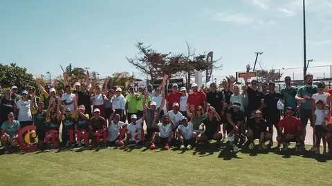 Imagen de los felices participantes en el evento.