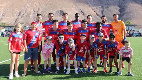 Imagen de archivo de los jugadores de la UD Lanzarote.
