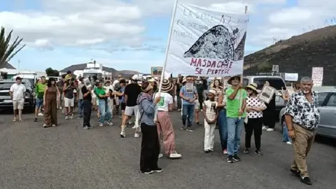 Imagen de la manifestación del pasado sábado para protestar por la antena. 