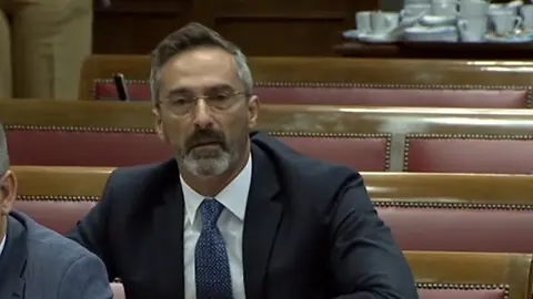 Pedro San Ginés durante la comparecencia de Pedro Sánchez en la comisión de investigación por el caso Koldo.