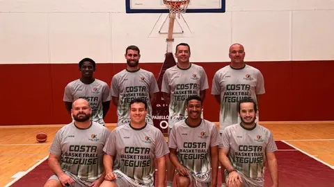 Jugadores del Costa Teguise Basket.