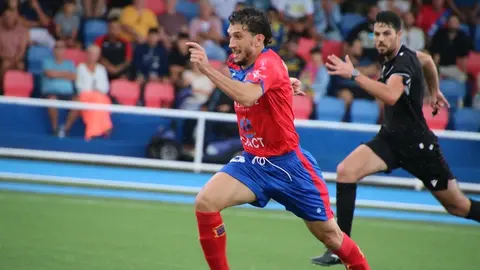 Una de las jugadas del encuentro.