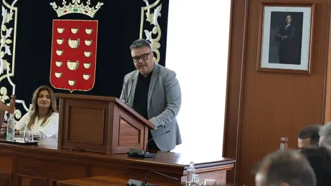 Armando Santana durante su intervención en la primera jornada del Debate.