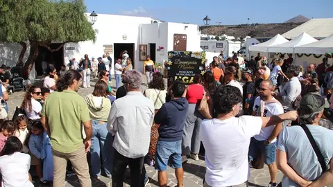 Mercado de Uga durante los actos navideños.