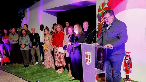 El alcalde, Isidro Pérez, dirigió unas palabras a los vecinos que acudieron al acto.