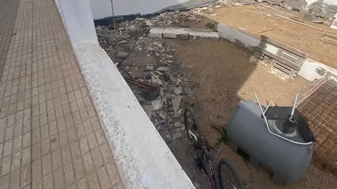 Imagen campo de bolas Inocencia Páez en La Graciosa.