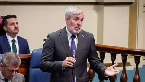 Fernando Clavijo durante su intervención este martes en el Parlamento autonómico.