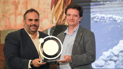 Samuel Mart&iacute;n en la Gala III Premios Endecan 2025.