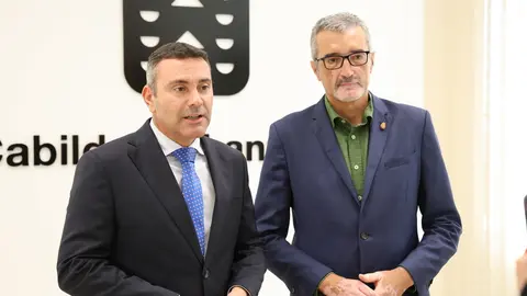 Oswaldo Betancort y Marci Acu&ntilde;a.
