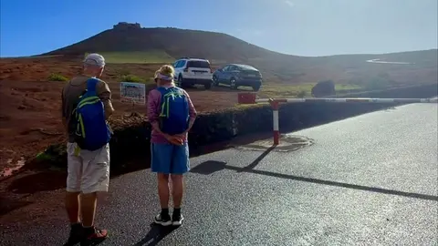 Cierre del acceso al Castillo de Santa B&aacute;rbara.