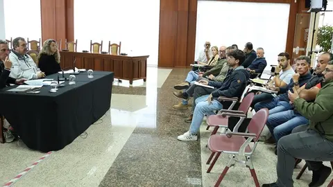 Reuni&oacute;n de Transporte con asociaciones y ayuntamientos.