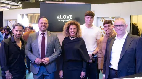 Ki&ntilde;o,rapero,productor musical y actor colombiano que interpreta a AXL en La Reina del Flow, promocion&oacute; Arrecife como plat&oacute; de rodajes