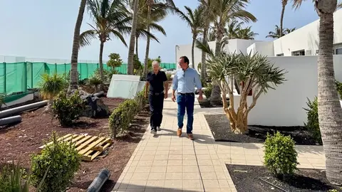 Jos&eacute; Juan Cruz en su visita a la renovaci&oacute;n de Las Costas.