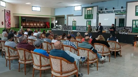 Presentaci&oacute;n del Curso de buenas pr&aacute;cticas agr&iacute;colas.