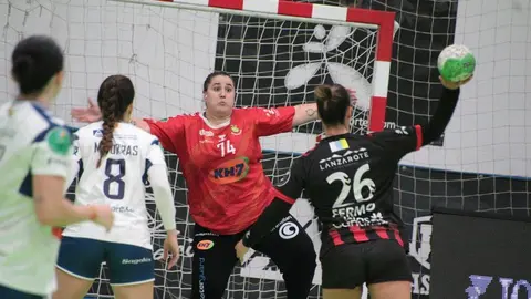 Uno de los lances del encuentro