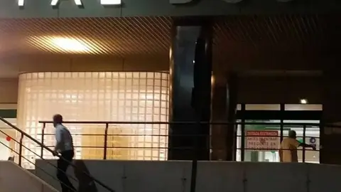 Imagen de la entrada al servicio de Urgencias del hospital Doctor Jos&eacute; Molina Orosa de Arrecife.