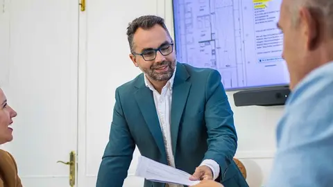 Echedey Eugenio junto a Abigail Gonz&aacute;lez y Jacobo Lemes.