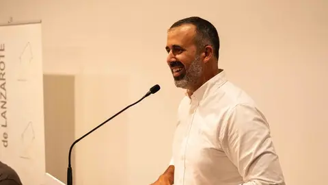 Emilio Mach&iacute;n