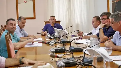 Imagen de archivo de una asamblea del Consorcio del Agua de Lanzarote. 