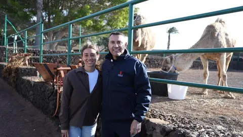Oswaldo Betancort y Carla Morales.