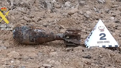 Imagen del artefacto explosivo localizado en Tiagua.