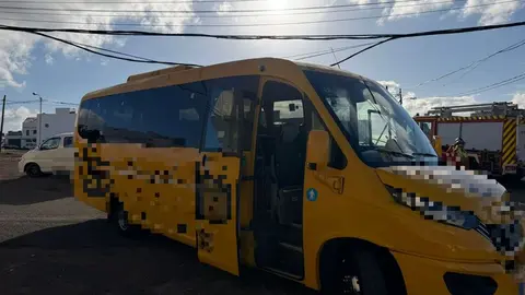 Imagen de la guagua afectada por el incidente