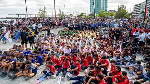 Imagen del impresionante aspecto que presentaba este mi&eacute;rcoles por la tarde el parque Islas Canarias de Arrecife con todos los equipos participantes. 
