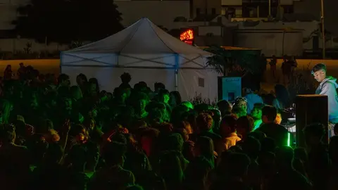 Asistentes disfrutando de una de las actuaciones del PH Urban Fest.