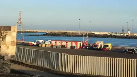 Imagen de archivo de la llegada de otro grupo de inmigrantes a Puerto Naos. 