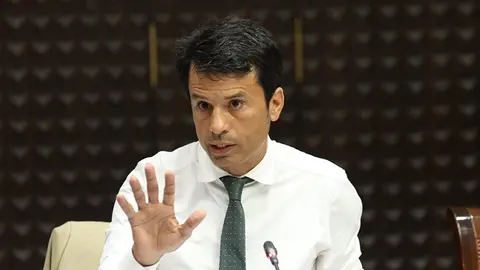 Marcos Bergaz (PSOE) este viernes en el Parlamento canario.