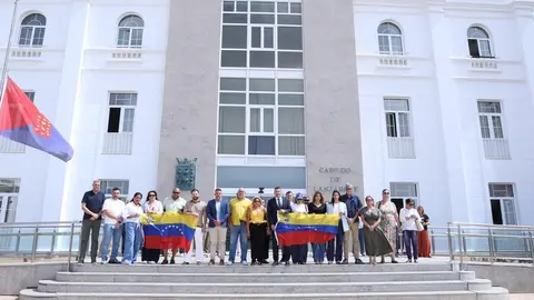 Encuentro con la Asociaci&oacute;n de Venezolanos.