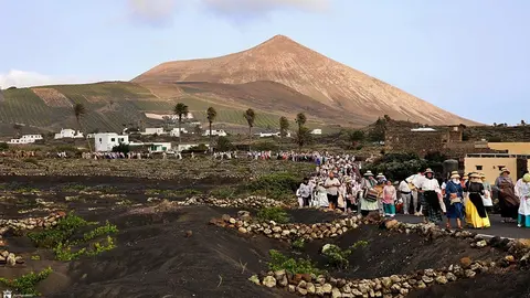Procesi&oacute;n por las fiestas de Masdache y Conil.