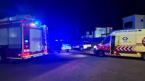 Bomberos del Consorcio junto a la zona.