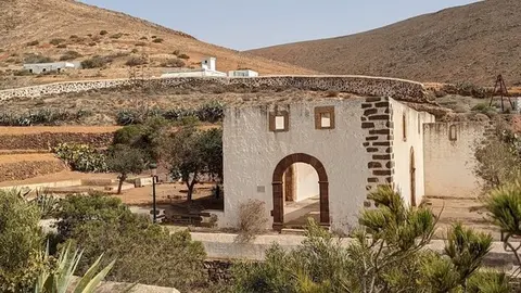 Convento-de-San-Buenaventura-un-lugar-historico-que-ver-en-Betancuria.