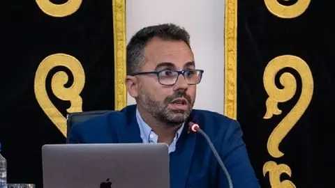 “El problema es cuando dices una cosa y después tu jefa te dice que hagas otra, la haces y da igual el pacto de Gobierno”