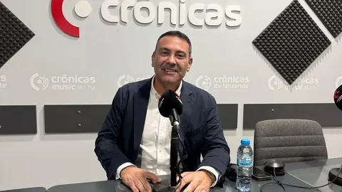 "Yo invito públicamente a Óscar Noda a entrar a gobernar. Que convoque a su gente de UPY y lo decidan, y si es que sí yo encantado de que esté con nosotros"