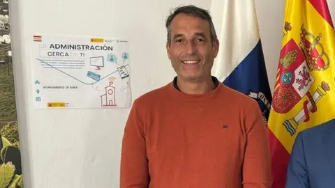 "Me da la sensación de que el desespero tan grande que tiene Oswaldo Betancort responde a que quien gobierna el Cabildo es Pedro San Ginés"