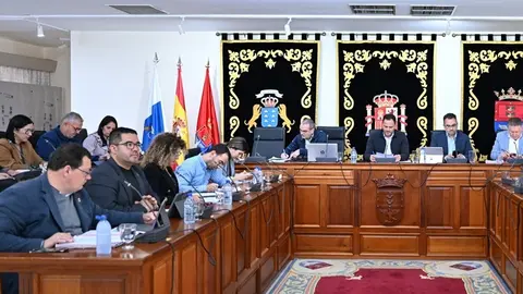 Arrecife aumenta los complementos para funcionarios por sus problemas para cubrir las vacantes de Secretaría e Intervención