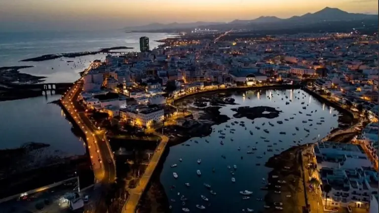 Imagen a&eacute;rea de Arrecife.