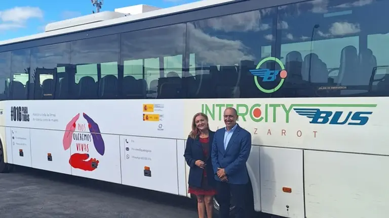 Así lucirá la campaña en las guaguas de la Isla.