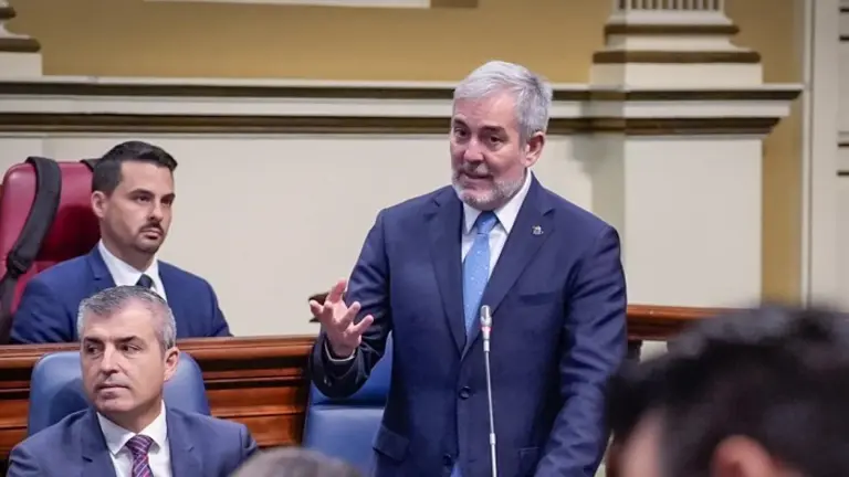 Fernando Clavijo durante su intervención este martes en el Parlamento autonómico.